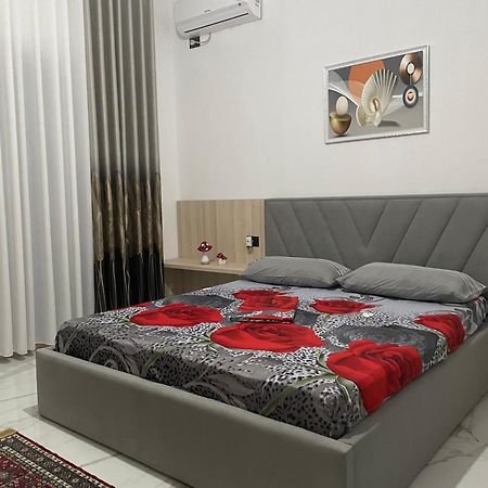 דירות דורס Vila Briart מראה חיצוני תמונה