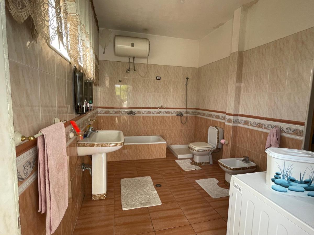 דירות דורס Vila Briart מראה חיצוני תמונה